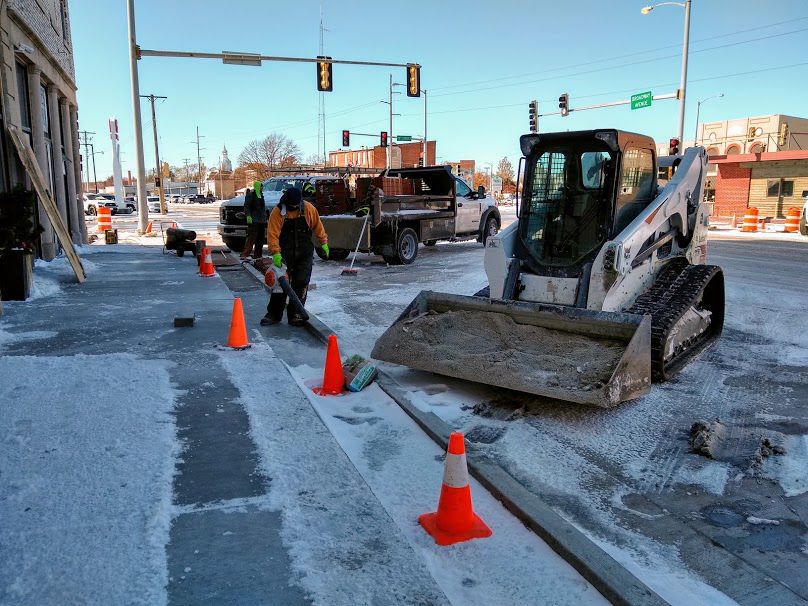 Broadway Avenue cold weather work
